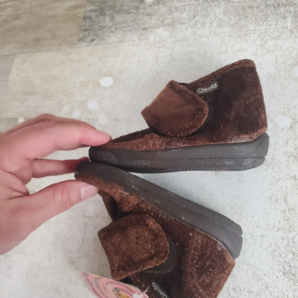 Cienta 133008 Toddlers Shoes Sz 6 Brown Velvet Round Toe Hook &‎ Loop Ankle